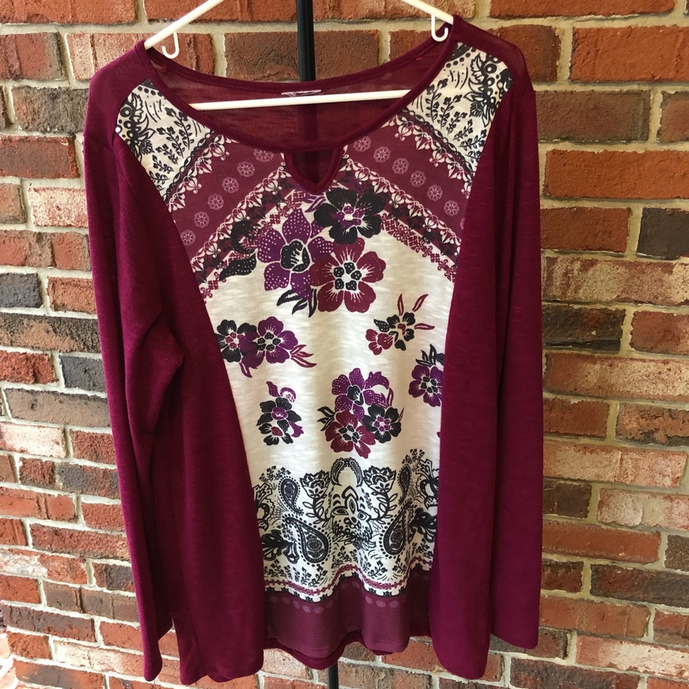Women’s long sleeved shirt